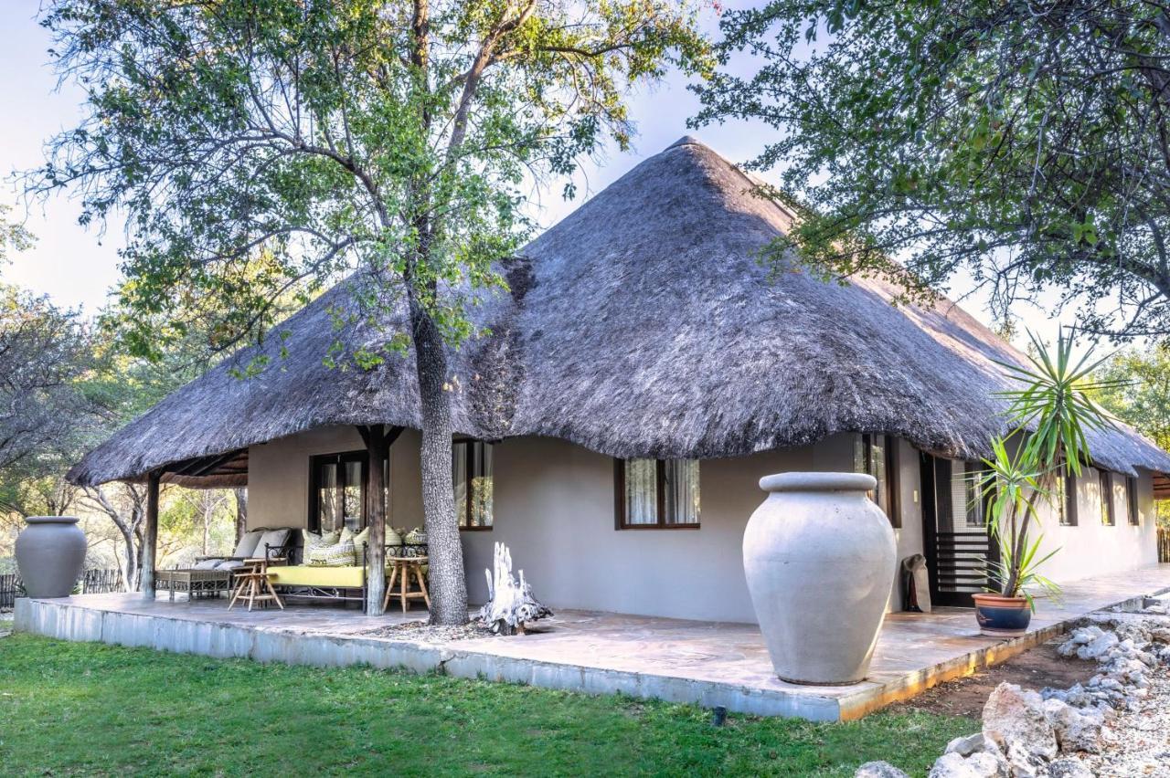 Mushara Lodge Namutoni Bagian luar foto